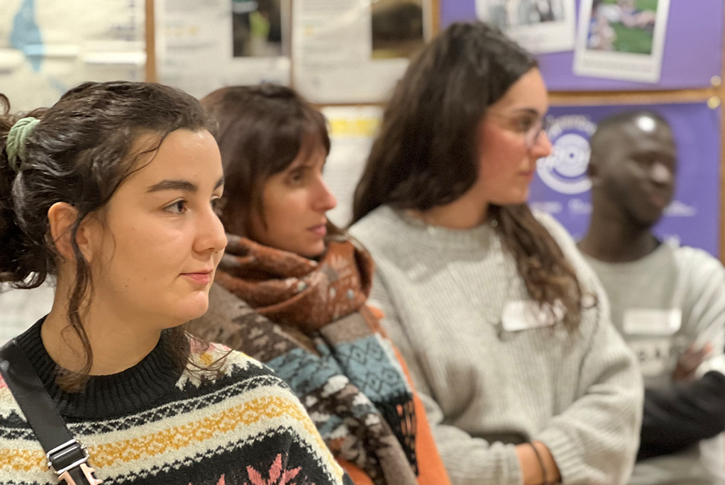 3 actions pour la décolonisation du volontariat